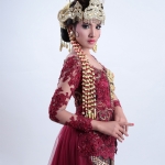 Nanda Santosa Makeup 